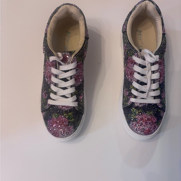 ✨ Betsey Johnson Crystal Sneakers | Size 8 | Multicolor Sparkle - Picture 3 of 8
